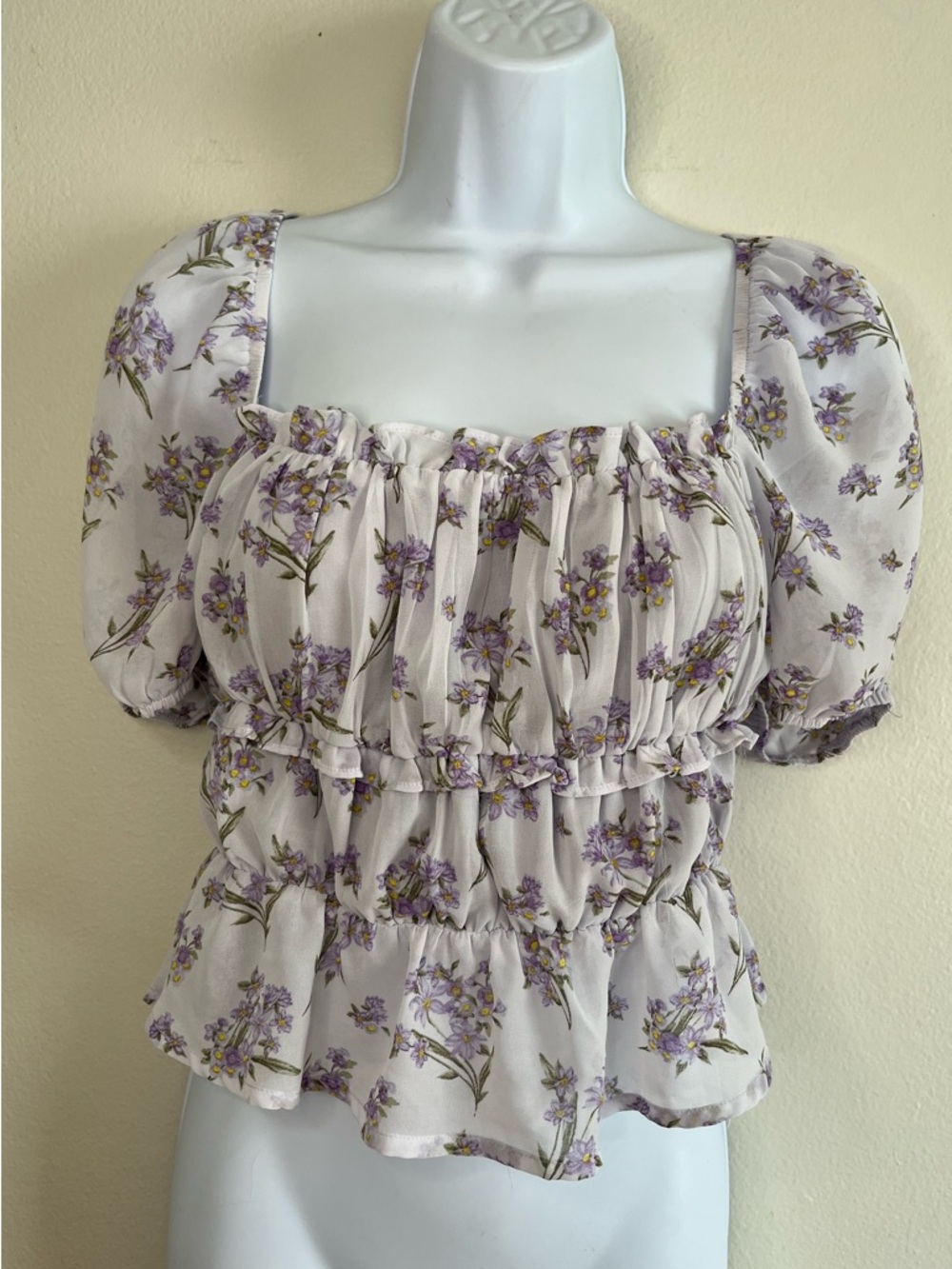 Lumiere Floral Puff-Sleeve Crop Top Blouse